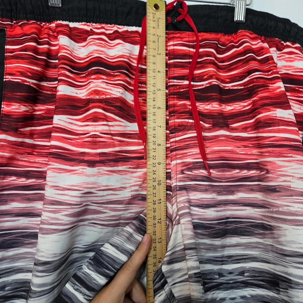 Nike Mens XL Red Black White Abstract Wave Swim Trunks Board Shorts
